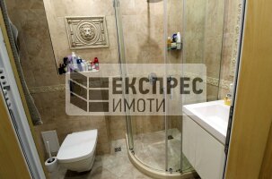 Нов, Луксозно, Обзаведен Двустаен апартамент, Окръжна болница