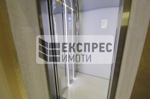 Нов, Луксозно, Обзаведен Двустаен апартамент, Окръжна болница