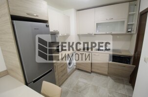 Нов, Обзаведен, Тристаен апартамент, Окръжна болница