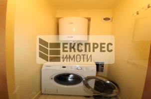 Möbliert 2 Schlafzimmer Wohnung, Regional hospital