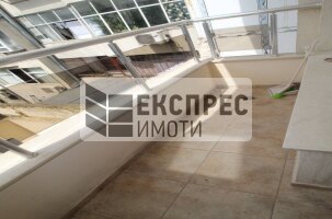 Нов, Обзаведен, Двустаен апартамент, Окръжна болница