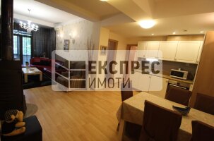 Луксозен Двустаен апартамент, Гръцка махала