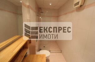 Луксозен Двустаен апартамент, Гръцка махала