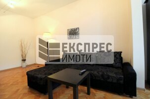 Furnished 2 bedroom apartment, Center