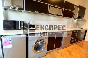 Furnished 2 bedroom apartment, Center