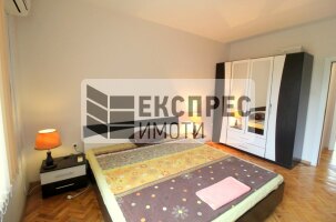 Furnished 2 bedroom apartment, Center