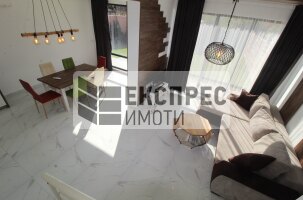  House, Sotira