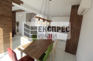  House, Sotira