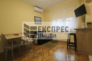 Обзаведен Двустаен апартамент, Център