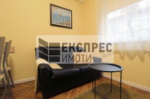 Обзаведен Двустаен апартамент, Център