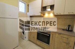 Обзаведен Двустаен апартамент, Център
