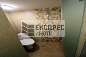 Обзаведен Двустаен апартамент, Център