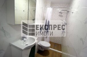 New, Furnished 1 Schlafzimmer Wohnung, Center