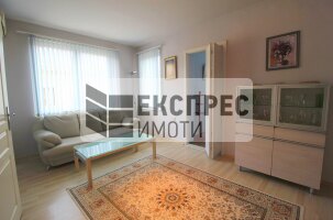 Furnished 3 bedroom apartment, Red Square