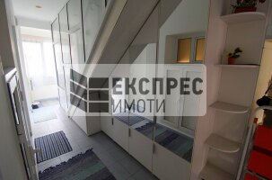 Furnished 3 bedroom apartment, Red Square