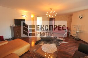 Furnished 3 bedroom apartment, Greek area