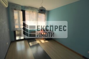 Furnished 3 bedroom apartment, Greek area