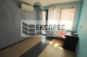 Furnished 3 bedroom apartment, Greek area