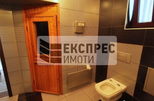 Furnished 3 bedroom apartment, Greek area