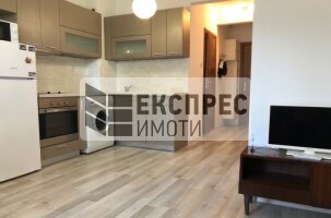 Обзаведен Двустаен апартамент, Колхозен пазар