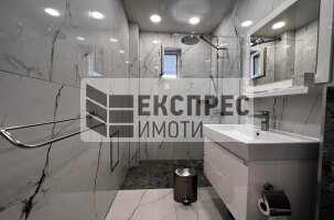 Нов, Луксозен, Обзаведен Тристаен апартамент, Гръцка махала