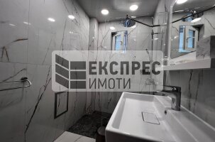 Нов, Луксозен, Обзаведен Тристаен апартамент, Гръцка махала