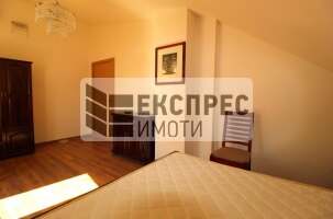 Обзаведен Тристаен апартамент, Окръжна болница