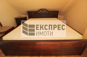Обзаведен Тристаен апартамент, Окръжна болница