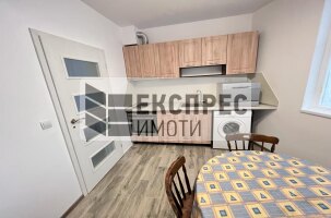 Обзаведен Тристаен апартамент, Окръжна болница