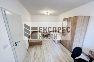 Обзаведен Тристаен апартамент, Окръжна болница