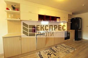 Луксозен,Обзаведен Четиристаен апартамент, Център