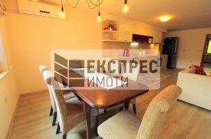 Луксозен,Обзаведен Четиристаен апартамент, Център