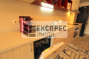 Луксозен,Обзаведен Четиристаен апартамент, Център