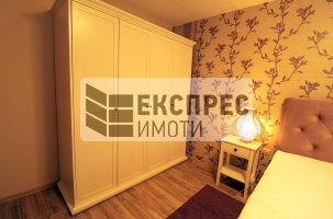 Луксозен,Обзаведен Четиристаен апартамент, Център