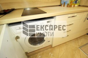 Нов, Обзаведен Двустаен апартамент, Окръжна болница