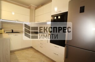 Нов, Обзаведен Двустаен апартамент, Окръжна болница