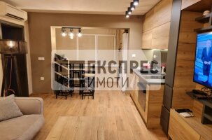 Обзаведен Тристаен апартамент, Окръжна болница