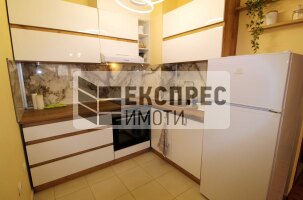 Нов, Обзаведен Двустаен апартамент, Окръжна болница