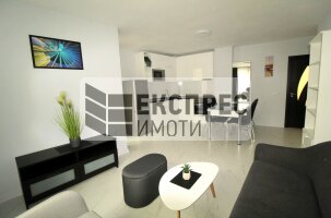 Нов, Обзаведен Двустаен апартамент, Окръжна болница