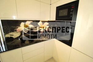 Луксозно, Обзаведен Тристаен апартамент, Аспарухово