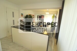 Луксозно, Обзаведен Тристаен апартамент, Аспарухово