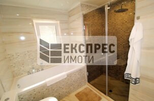 Луксозно, Обзаведен Тристаен апартамент, Аспарухово