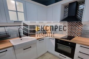 Neu, Möbliert, Luxuriös 1 Schlafzimmer Wohnung, Breeze