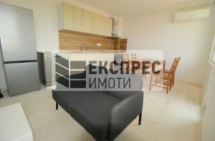 Нов, Обзаведен Двустаен апартамент, Гранд Мол Варна