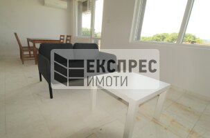 Нов, Обзаведен Двустаен апартамент, Гранд Мол Варна