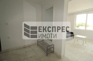 Нов, Обзаведен Двустаен апартамент, Гранд Мол Варна