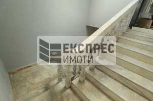 Нов, Обзаведен Двустаен апартамент, Гранд Мол Варна