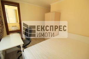 Луксозно Обзаведен Тристаен апартамент, Окръжна болница