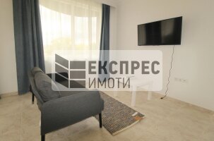 Нов, Обзаведен Двустаен апартамент, Гранд Мол Варна