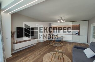  2 Schlafzimmer Wohnung, Chayka